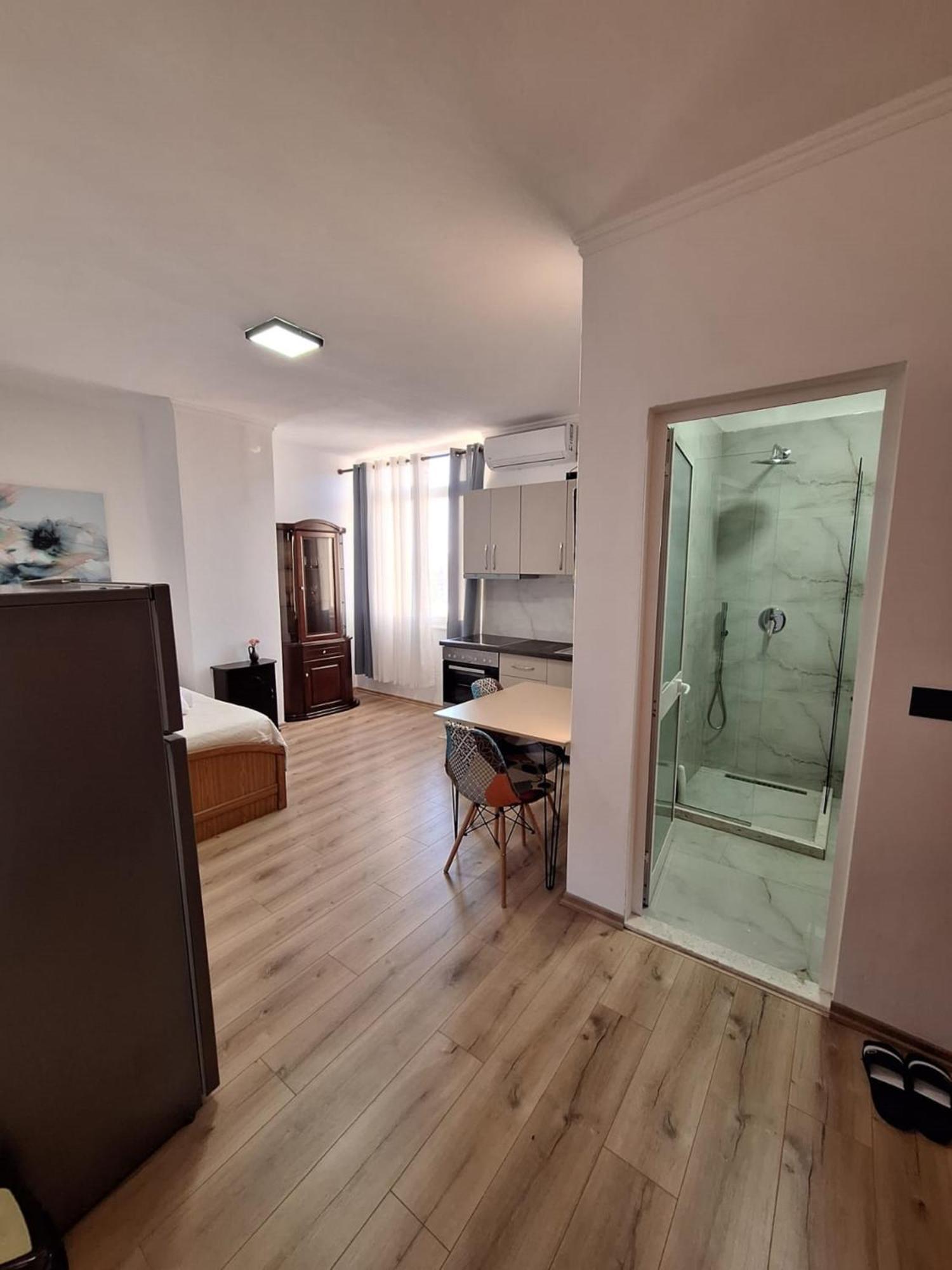 Albania Apartment Comfort Near Tirana City Center Ngoại thất bức ảnh