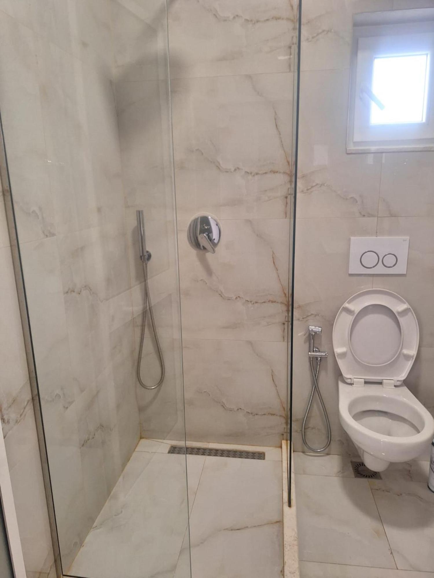 Albania Apartment Comfort Near Tirana City Center Ngoại thất bức ảnh