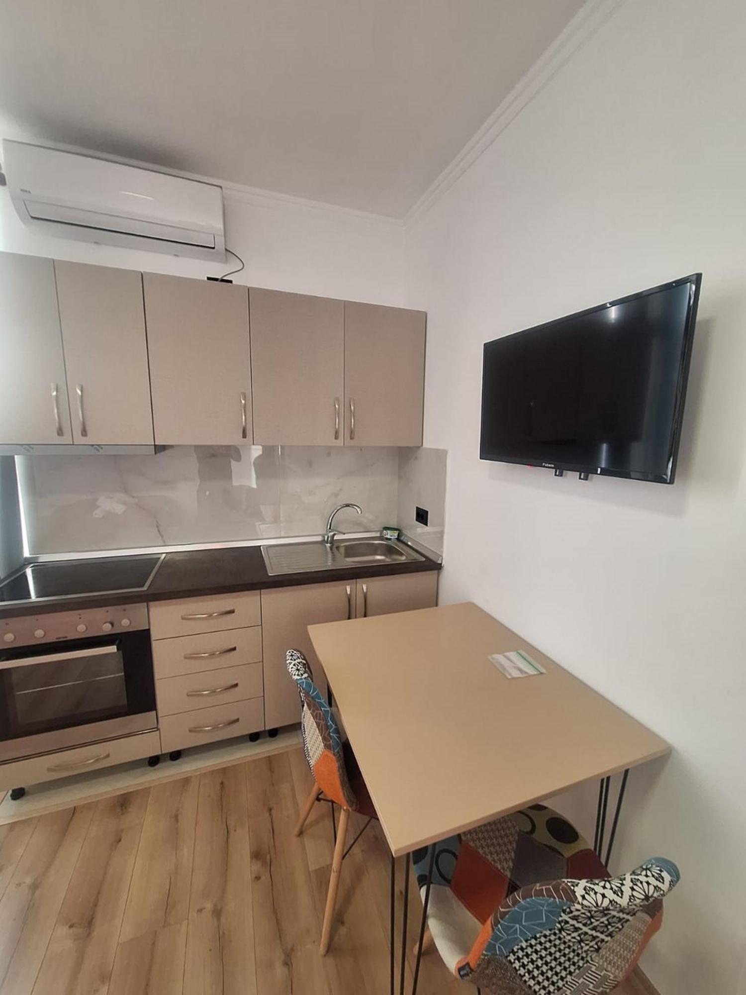 Albania Apartment Comfort Near Tirana City Center Ngoại thất bức ảnh