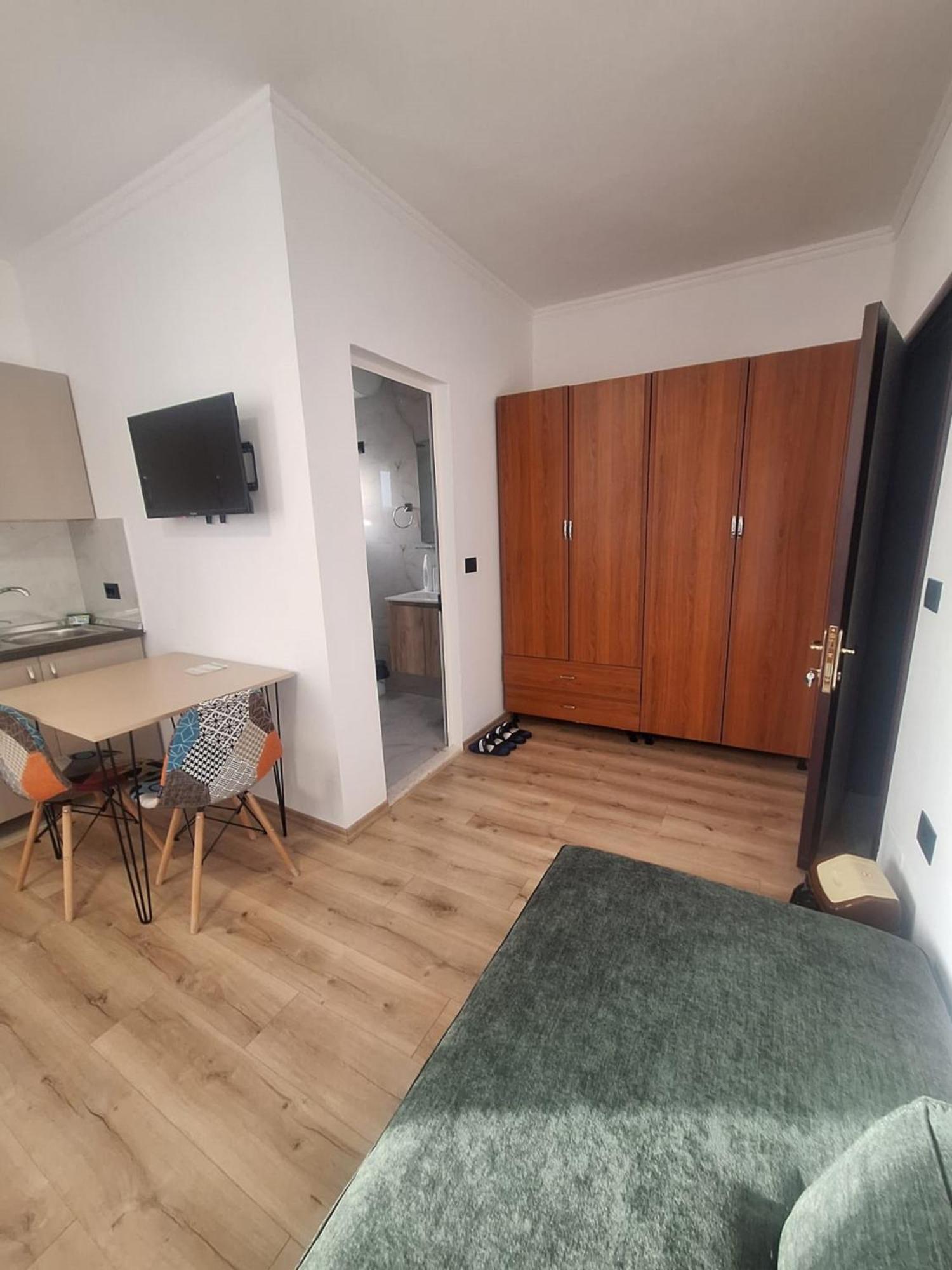 Albania Apartment Comfort Near Tirana City Center Ngoại thất bức ảnh
